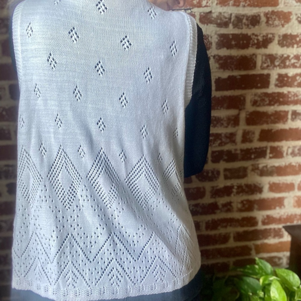 Blair white cardigan - Picture 3 of 7